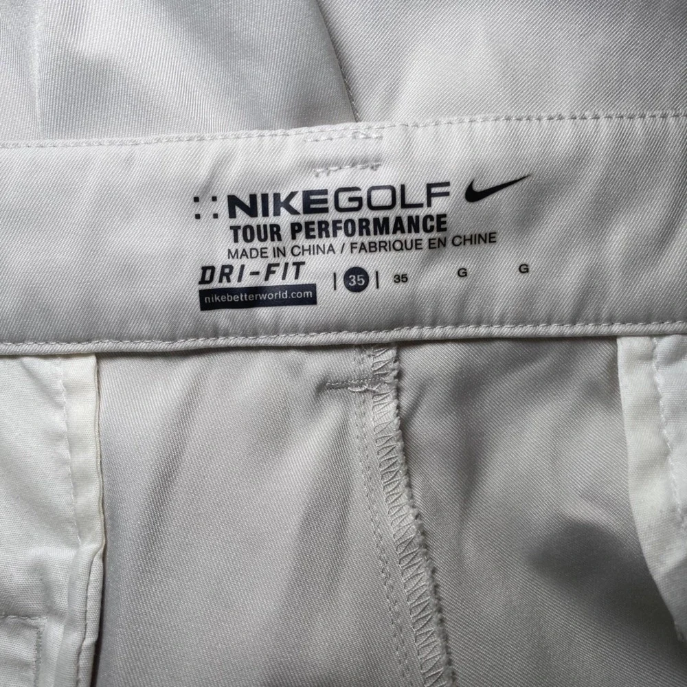 Nike Golf Tour Performance Dri-FIT Shorts Mens 35 Beige Tan Flat Front Sport